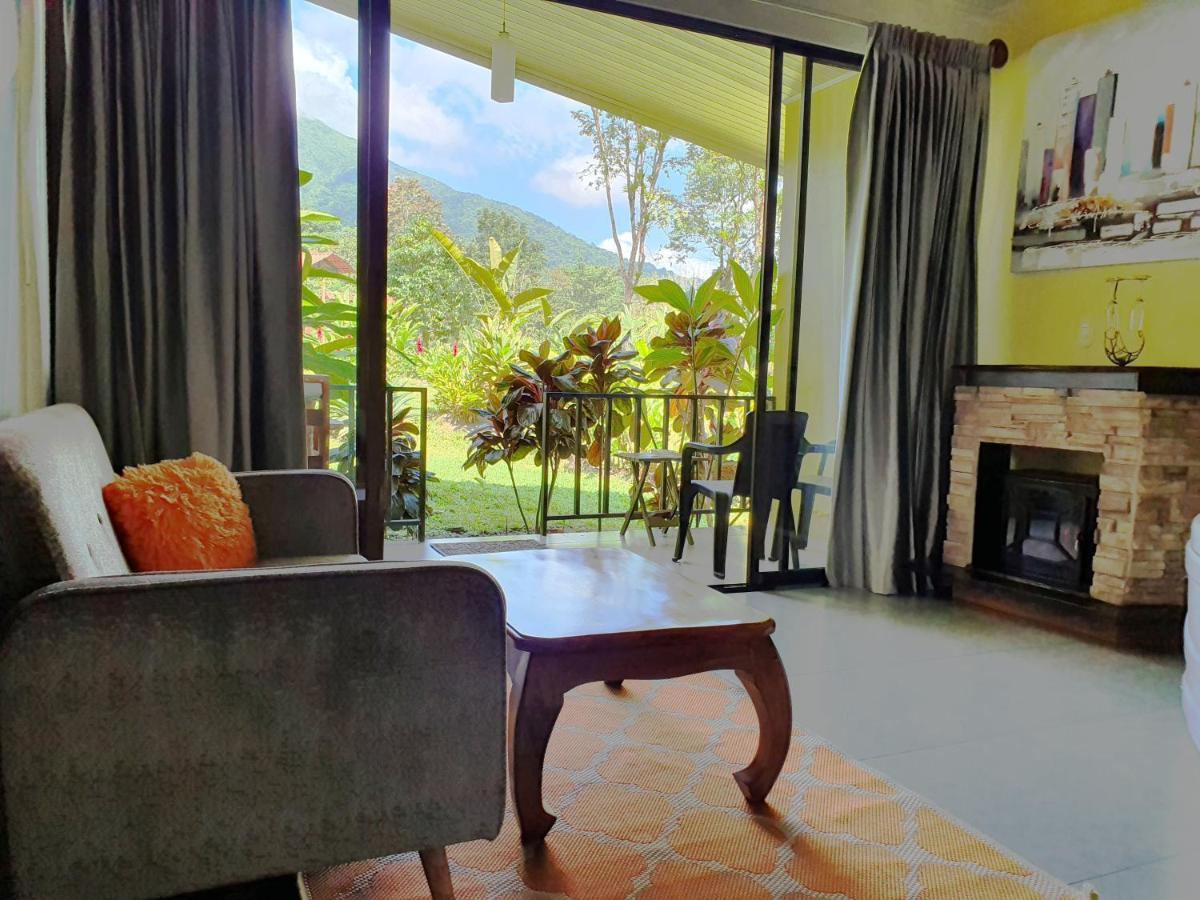 Yellow Tree Suites La Fortuna Luaran gambar
